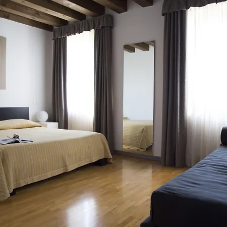 Ristolocanda Grani Di Pepe 3* Flaibano