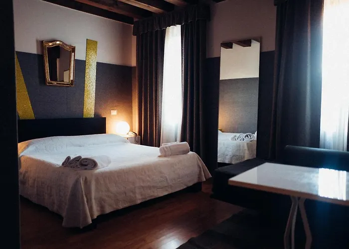 Hotel Ristolocanda Grani Di Pepe 3*