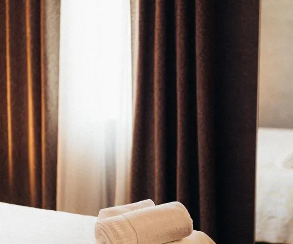 Ristolocanda Grani Di Pepe 3* Flaibano